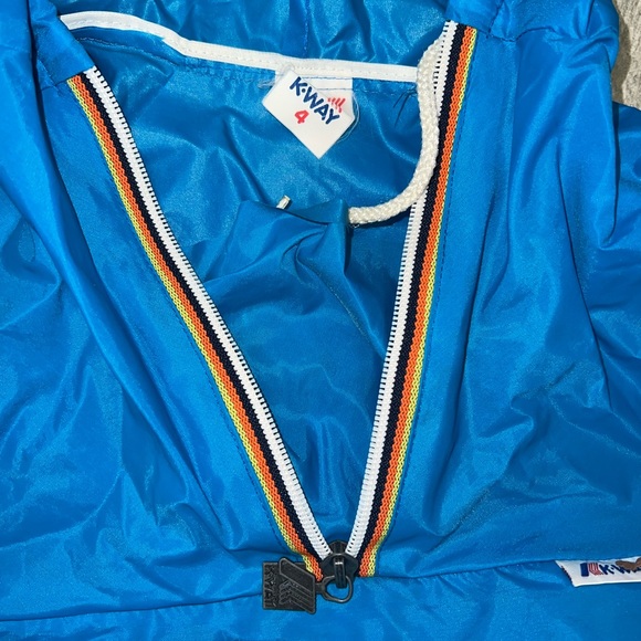 K-Way Kids Shell Jacket- size 4 - Picture 2 of 5